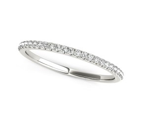 14k White Gold Diamond Wedding Band in Pave Setting (1/8 cttw)