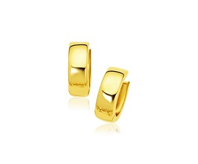 Small Snuggable Style Earrings in 14k Yellow Gold